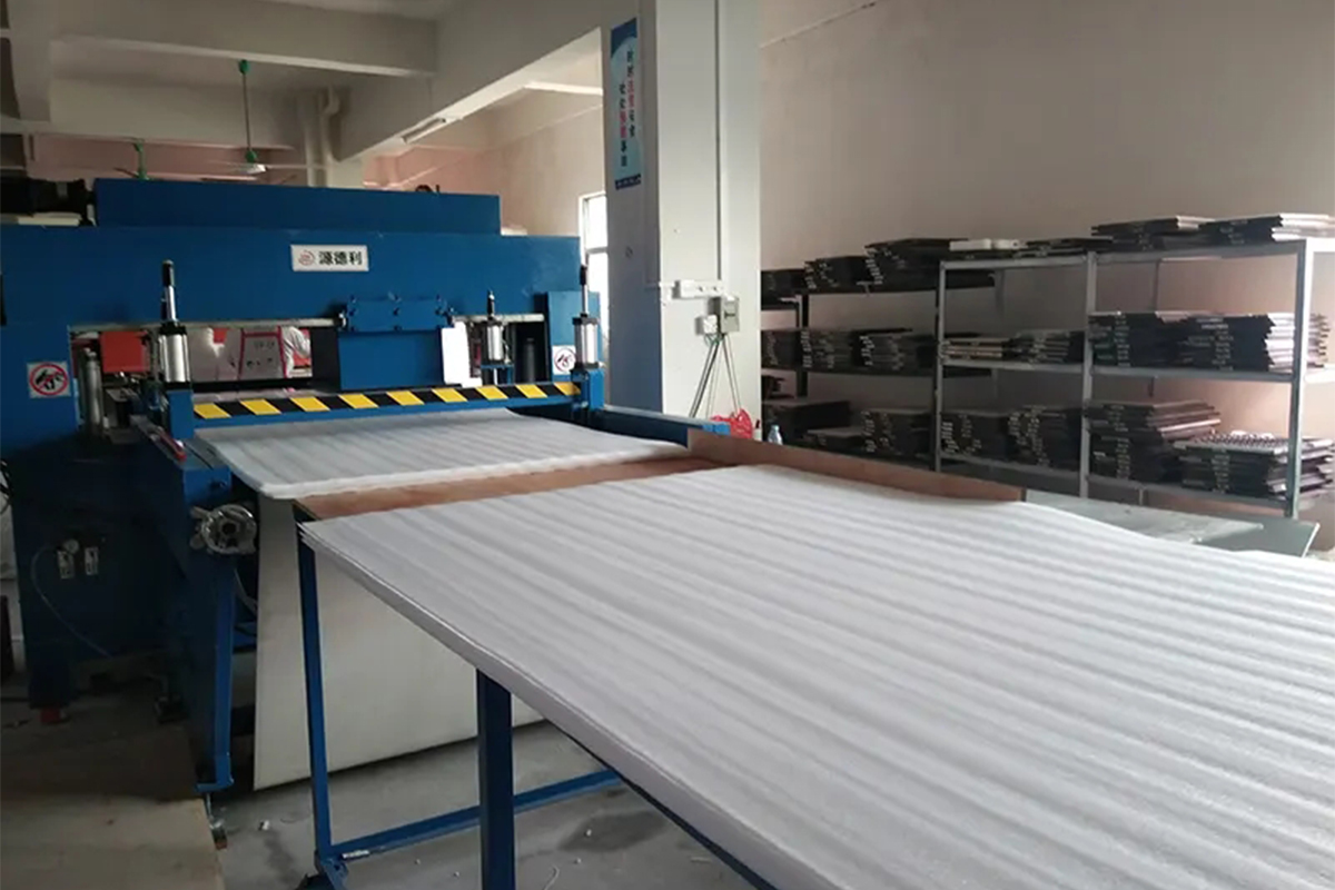 裁斷機生產(chǎn)一角